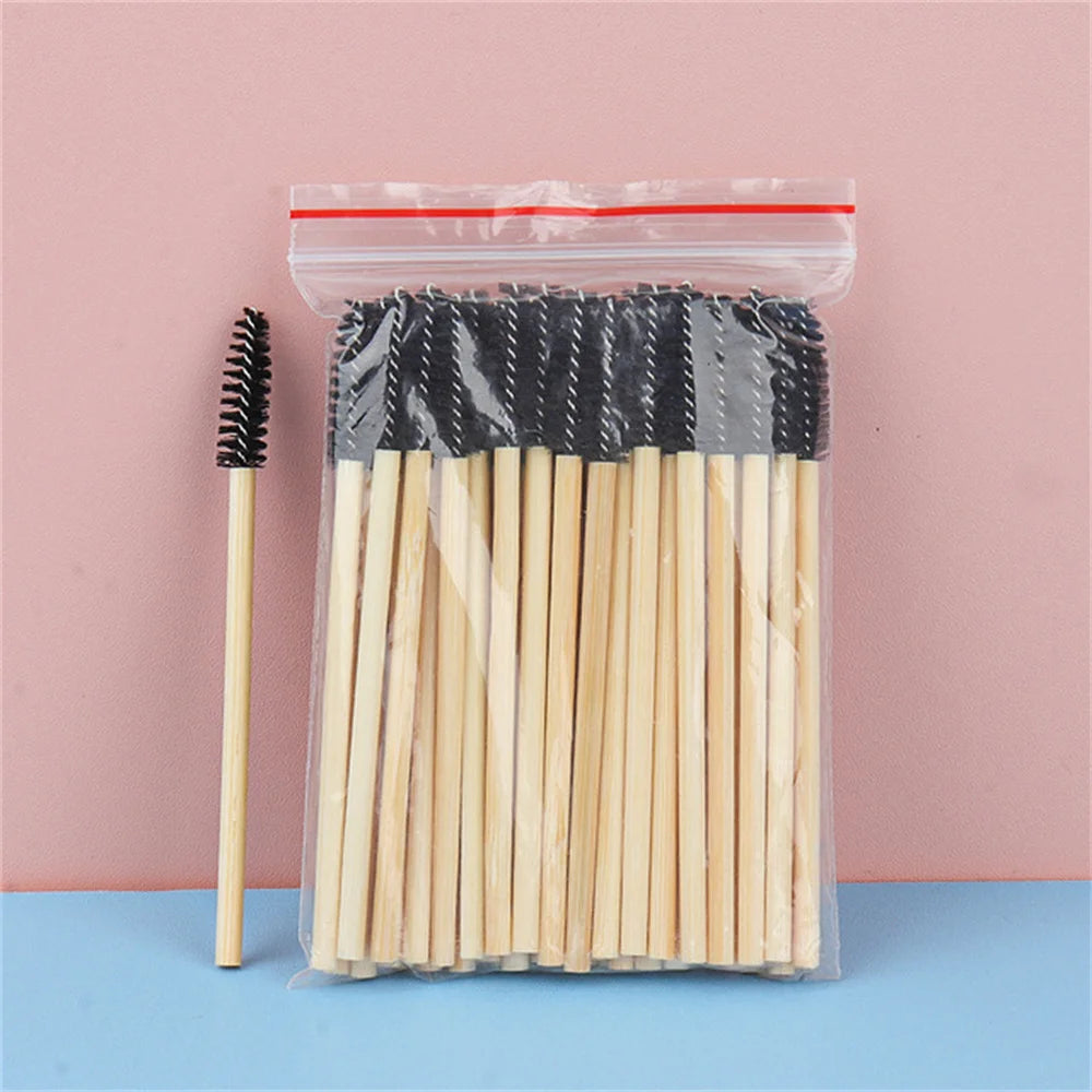 50pcs Professional Bamboo Handle Disposable Eyelash Brushes Eyebrow Extension Mascara Wands Applicator Women Female Makeup Tools